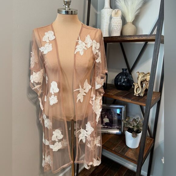 For Love and Lemons Orchids Kimono ONE SIZE Floral - Picture 3 of 9